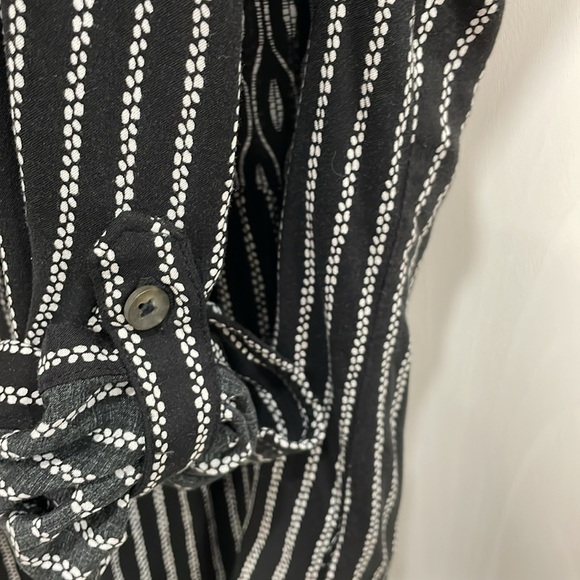 Maeve Anthropology Boho Tunic button up Rayon Top Size 8 medium black and white - Picture 9 of 13